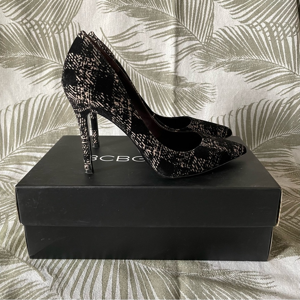 Bcbgeneration Treasure Pumps - image 7